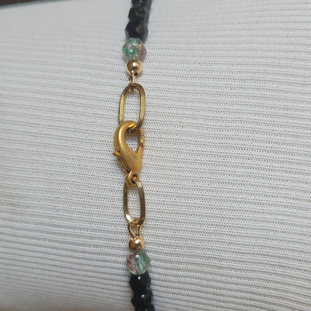 Happy Elephant Necklace - Picture 4 of 4